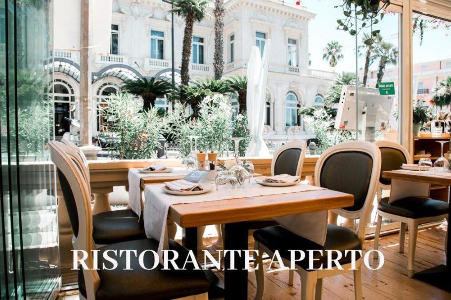 Via Marsaglia Rooms Sanremo Bagian luar foto