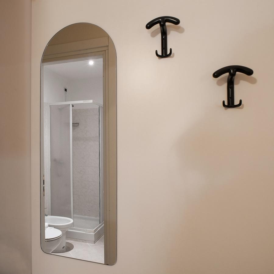 Via Marsaglia Rooms Sanremo Bagian luar foto